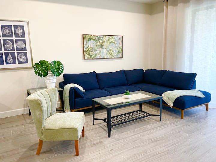 Sanibel Causeway New Pool Villa - Fort Myers Beach, FL