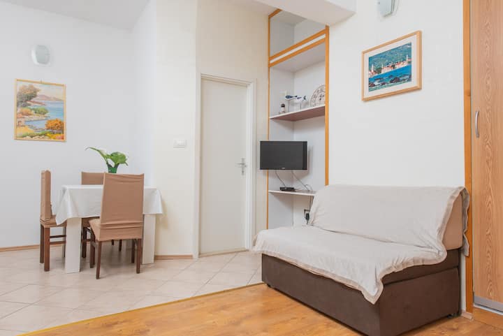 Studio Apartment Kastel 2 - Croatia