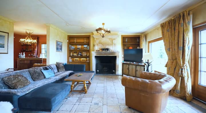Chalet Des Reines | Vue Sublime & Confort Alpin - Crans-Montana