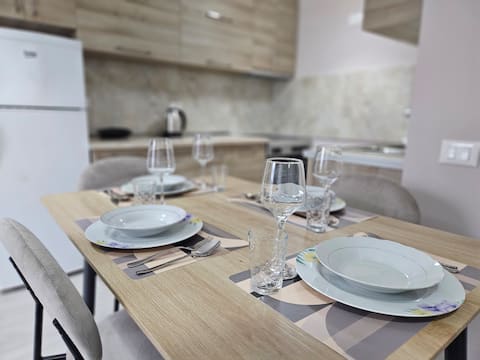SkyVista Apartment