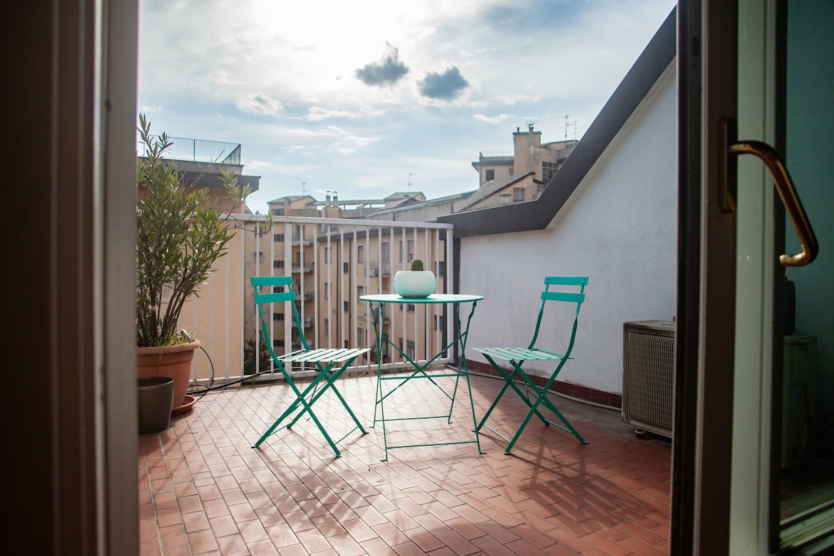 Penthouse con Terrazza Panoramica - Design e Lusso 3