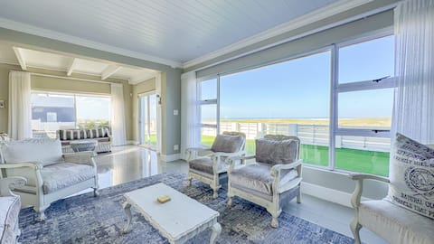 Die Lig-Huis | Struisbaai