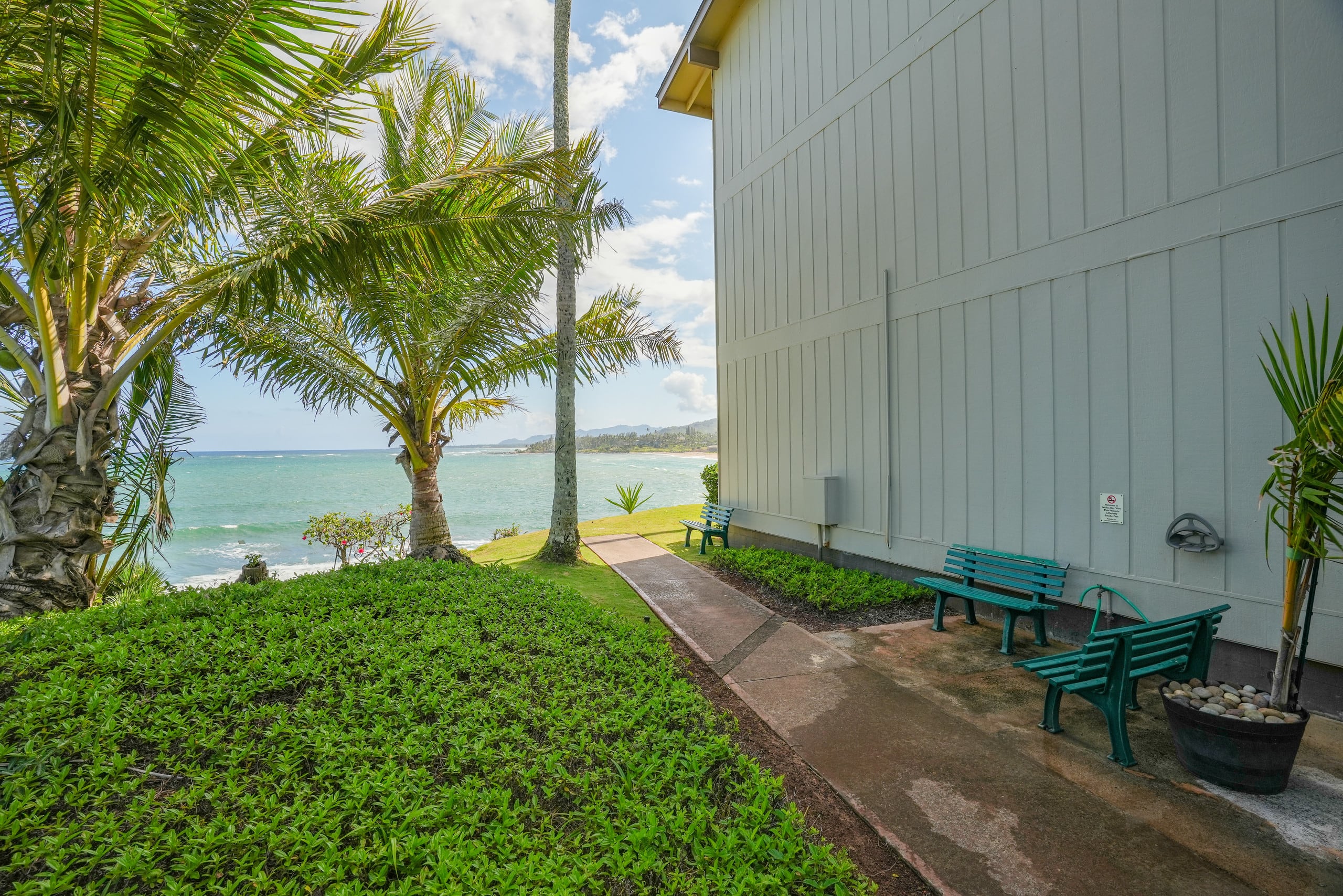 Condo in Kapaa · ★4.94 · 1 bedroom · 1 bed · 1 bath - Image 32