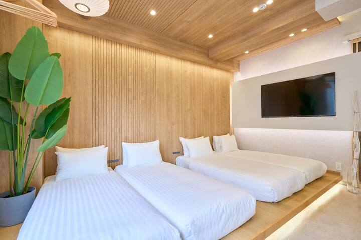 Designed/3min station/3min Shinjuku/Wide room/mifi gallery image 5