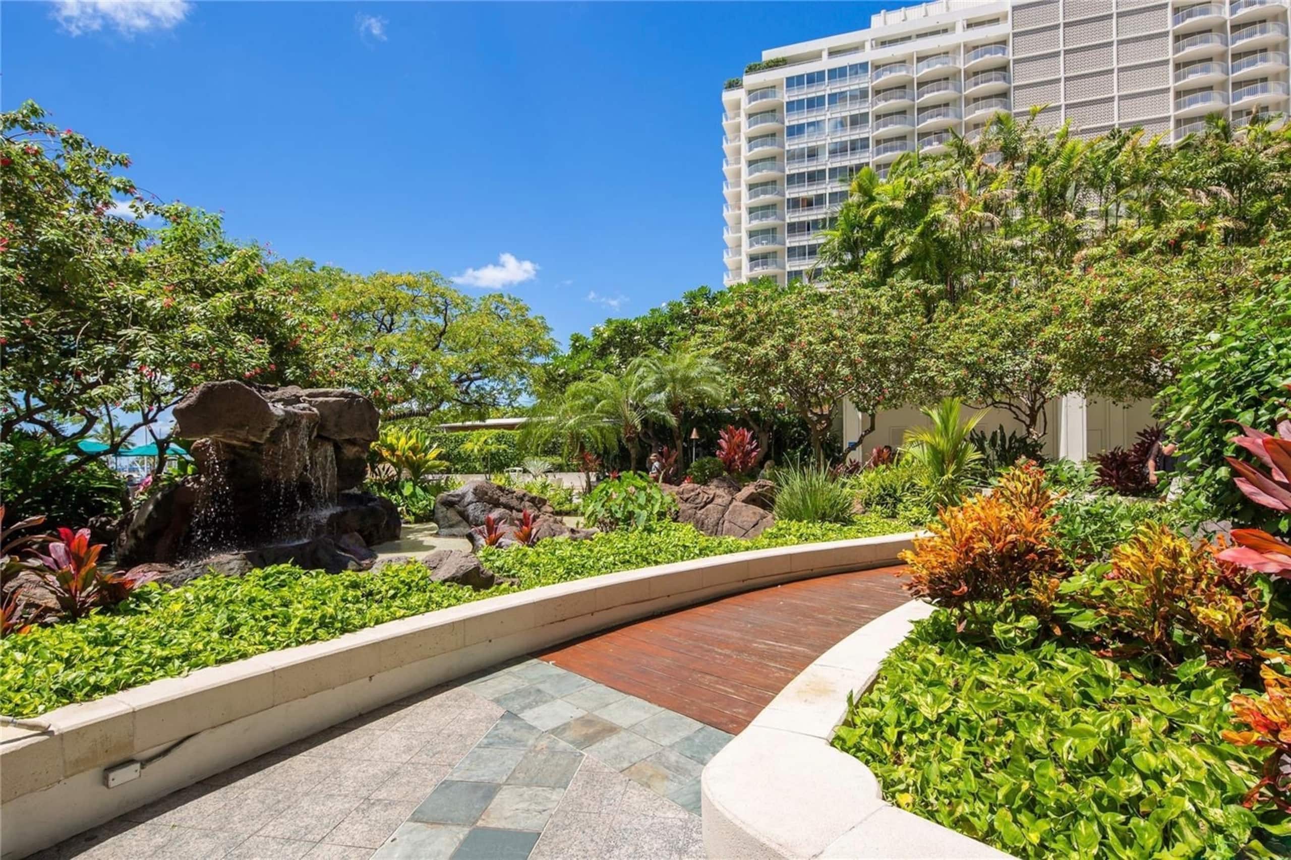 20F-High Floor Ocean View-Ilikai-1BR-Waikiki Beach - Image 55