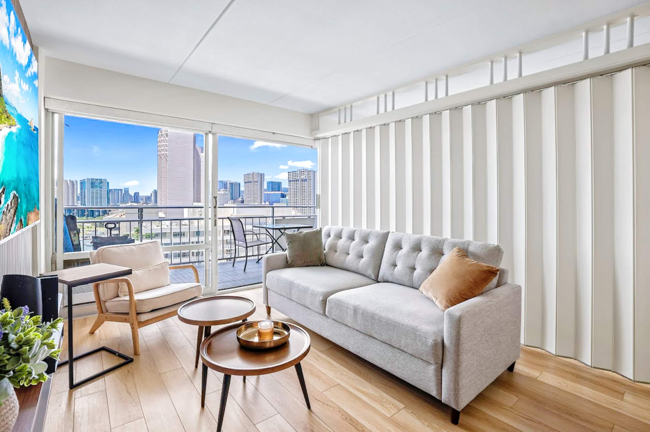 20F-High Floor Ocean View-Ilikai-1BR-Waikiki Beach - Image 11
