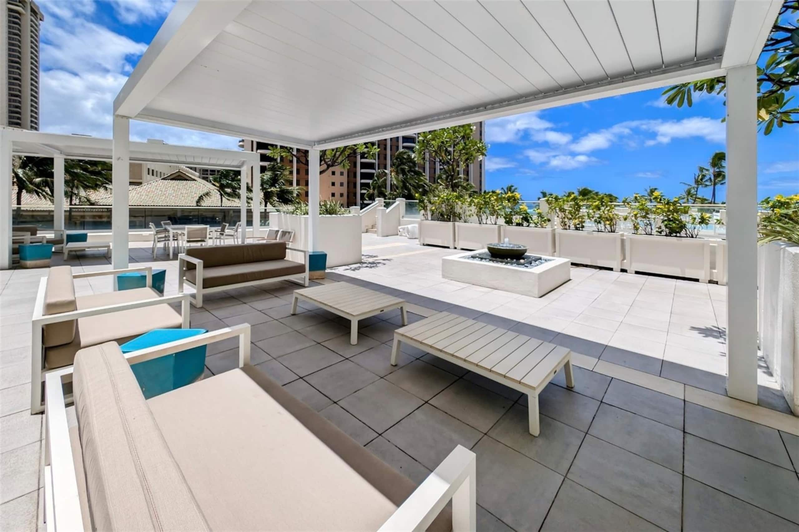 20F-High Floor Ocean View-Ilikai-1BR-Waikiki Beach - Image 56