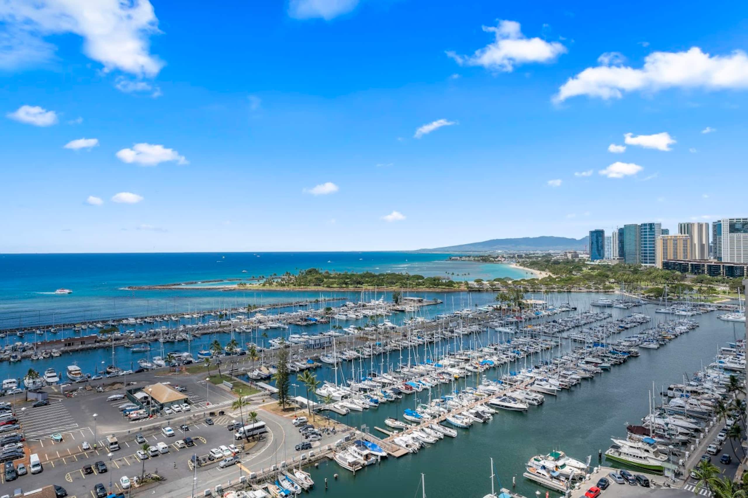 20F-High Floor Ocean View-Ilikai-1BR-Waikiki Beach - Image 33