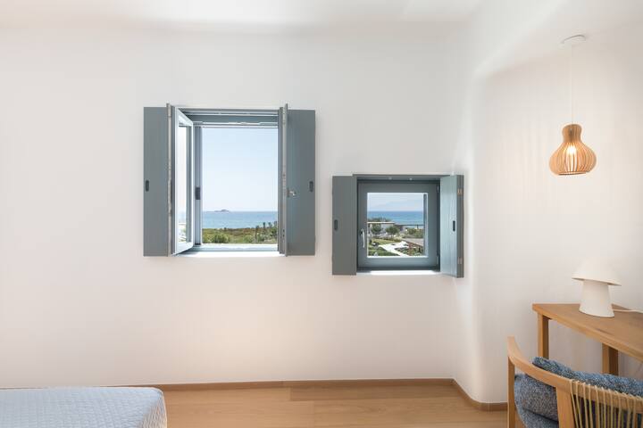 9 Bedroom Villa on the Beach | Villa Ammilia gallery image 5