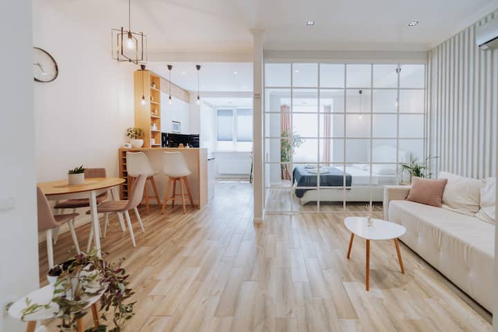 Modern Studio • Near Stefan Cel Mare Blvd - Chișinău
