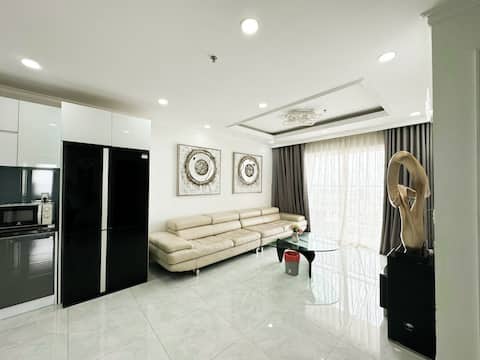 3 bedroom Sunrise city Q7