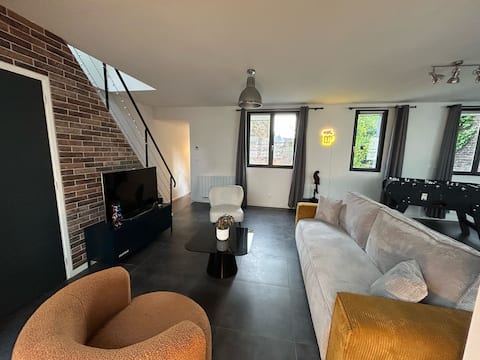 Popular Airbnb listing: Le Perchoir in Arras
