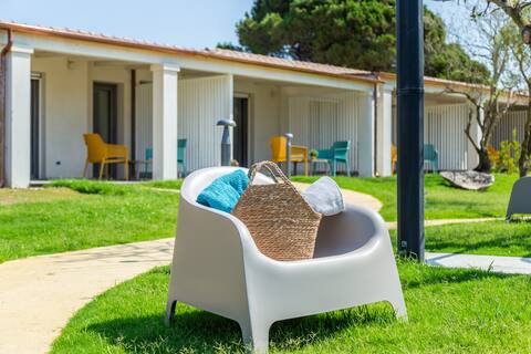 Design Suite 200 m from Sea [Free Parking]