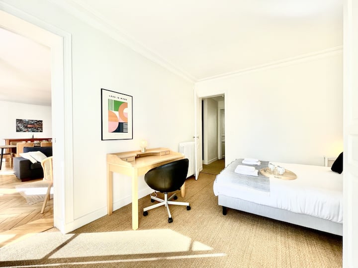 غرفة النوم 1