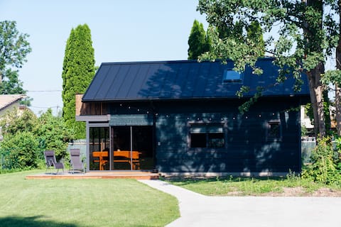 White Nights holiday home, sauna, grill & bikes