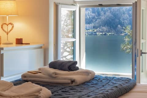 The Lakefront Attic Morcote, Lugano