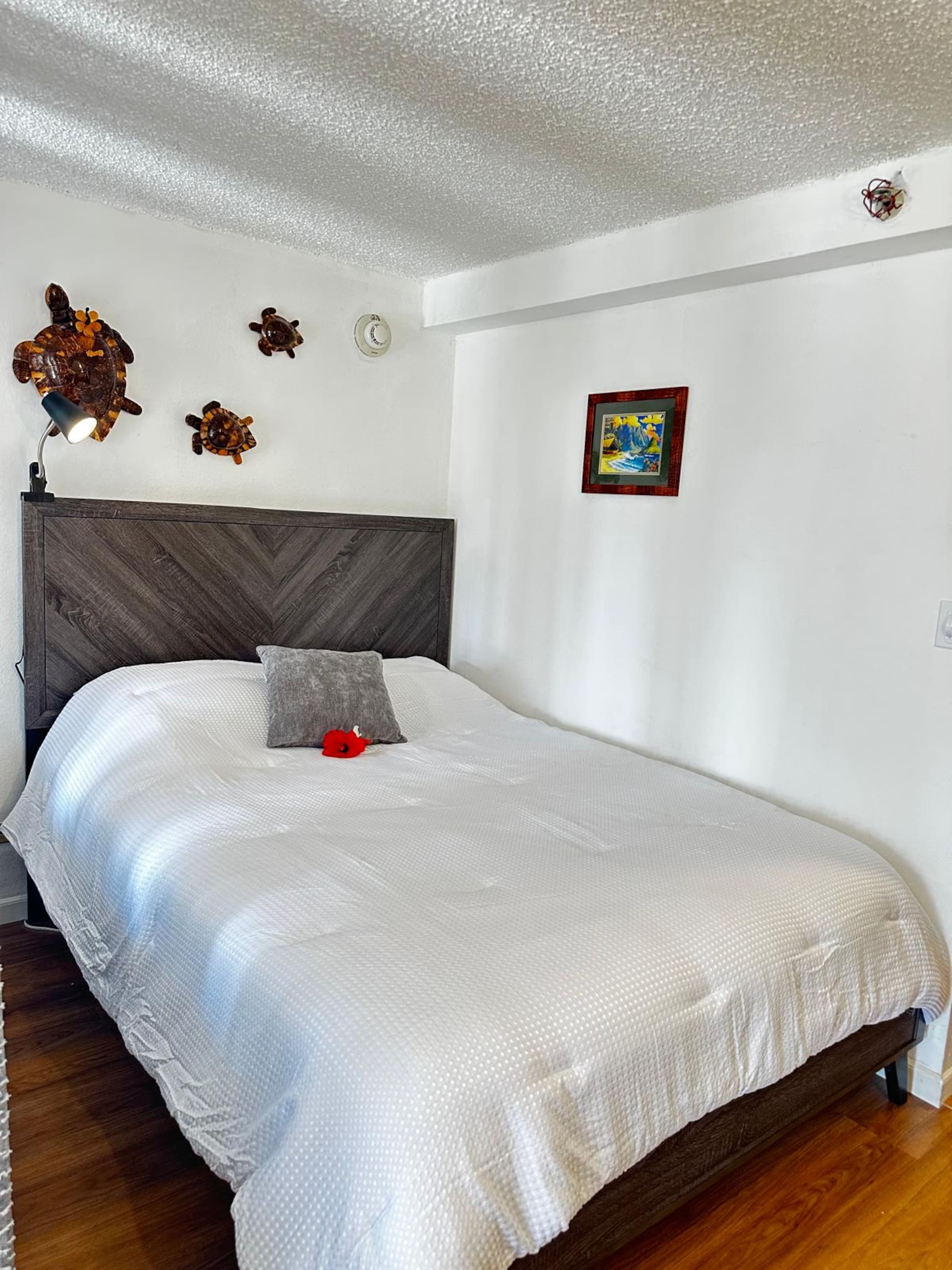 Studio for 4 people w/ Pool Jacuzzi Sauna BBQ - Image 1