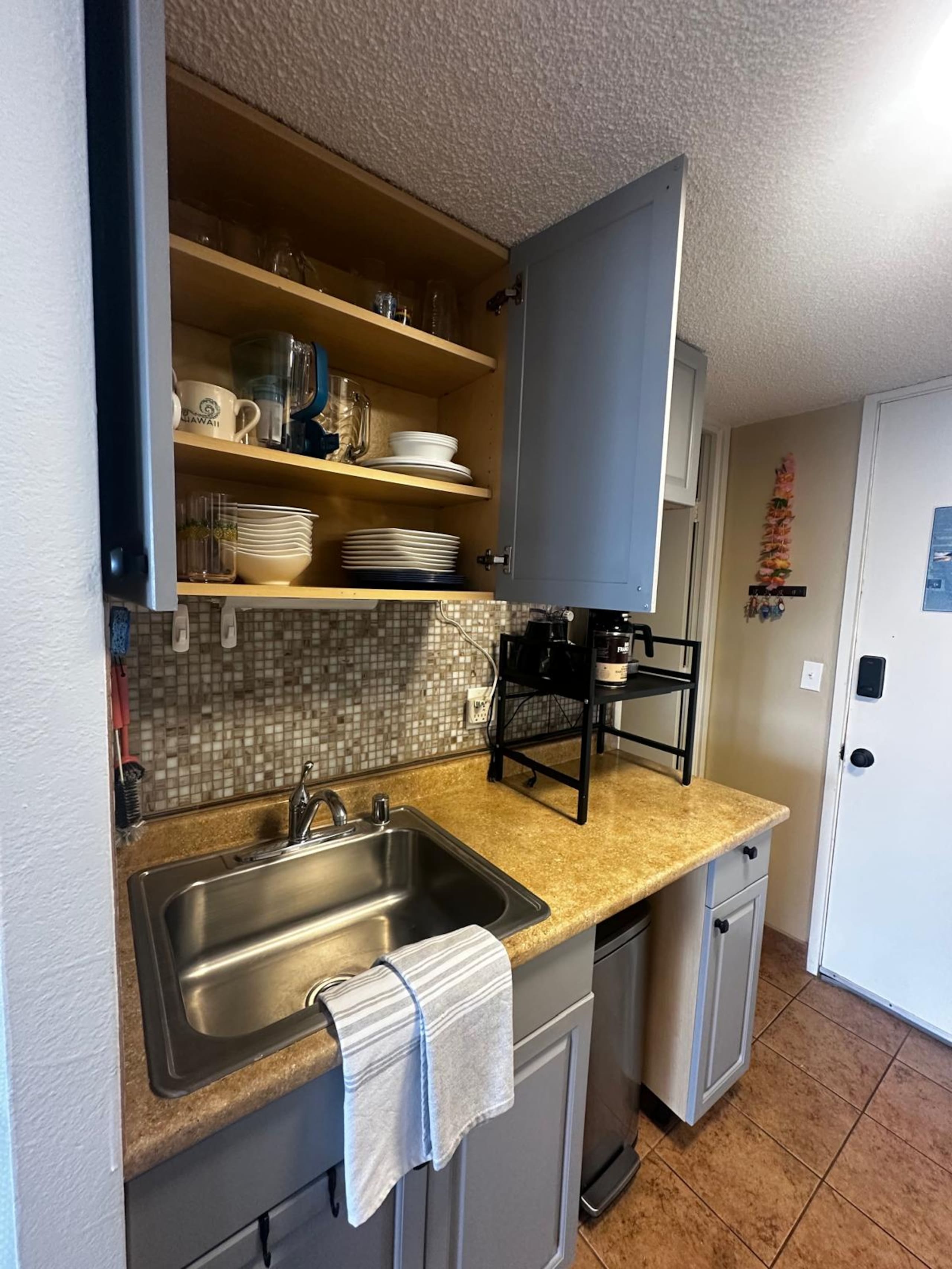 Studio for 4 people w/ Pool Jacuzzi Sauna BBQ - Image 8