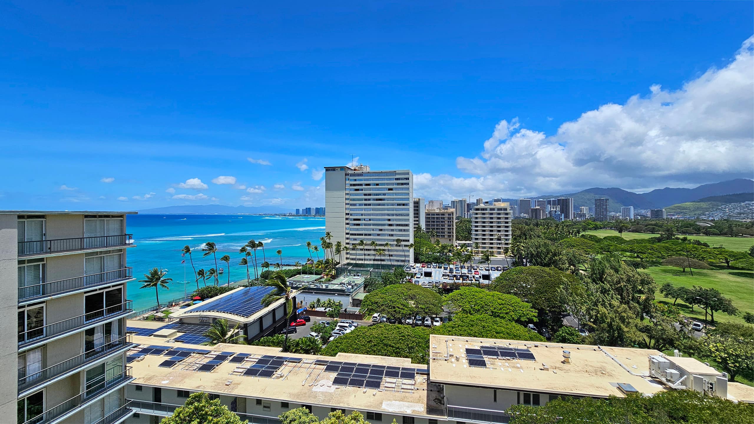 DHBH PH02 -King Bed, Gold Coast Penthouse Paradise - Image 30