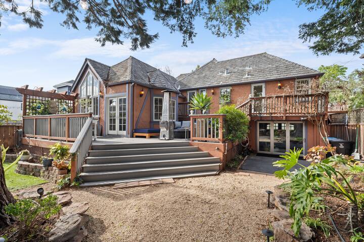 Fairytale Tudor in Burlingame | Dogs Welcome! gallery image 4