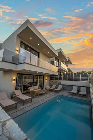 Agriana 3-Bedroom Luxury Villa | Private Pool