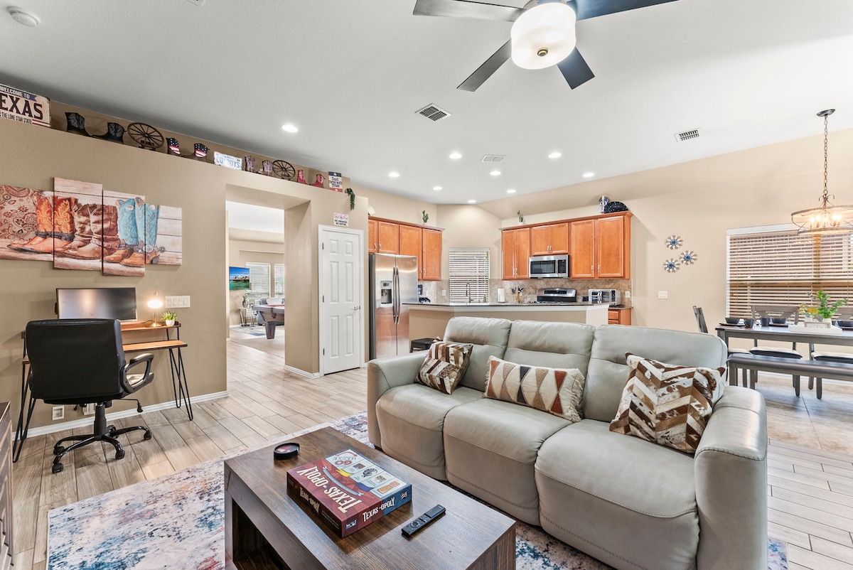 Successful Airbnb property: World Cup Stay! 10 Min to AT&T | 3BR + King Bed in Grand Prairie