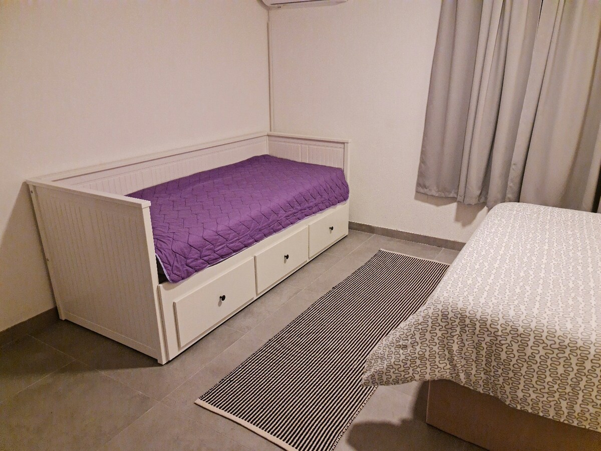 0A · App for  3 peaceful  and cosy