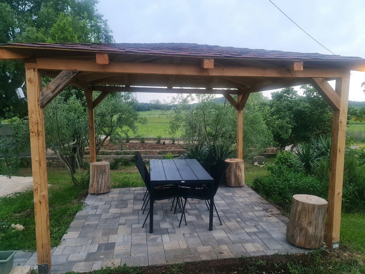 0A · App for  3 peaceful  and cosy