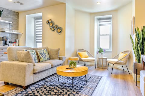 Upscale 3BR Retreat | Resort Vibes Near Ritt.