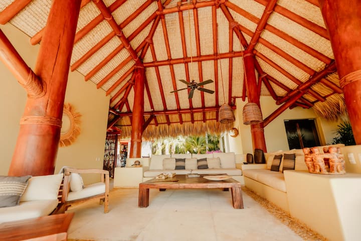 Villa Avec Plage Privée Et Chef - Zihuatanejo