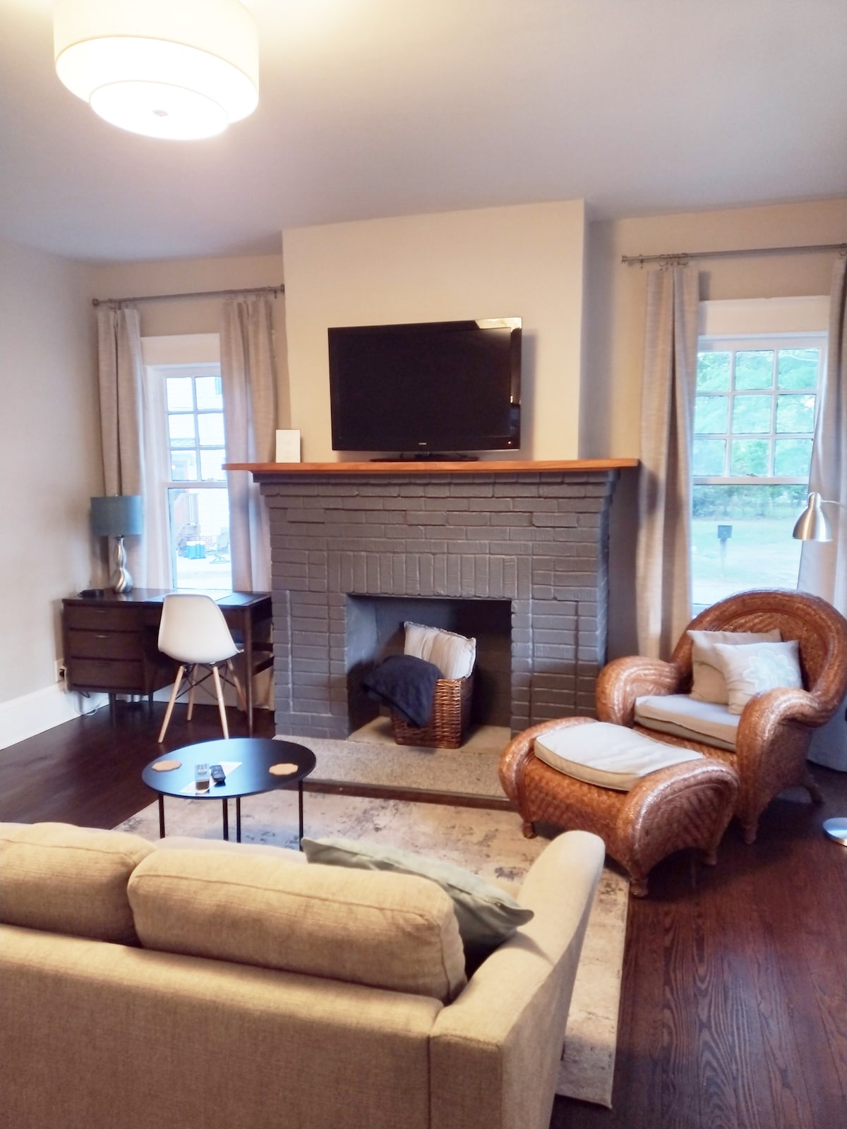 Top Airbnb: Passage West. Guest Suite in East Atlanta Village in East Atlanta