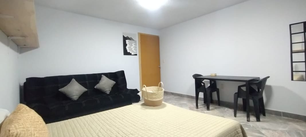 Casa completa cerca de AICM