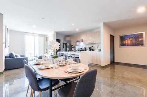 ¡Luxury in Fundidora! 9 guests + Wifi 3BR|2br