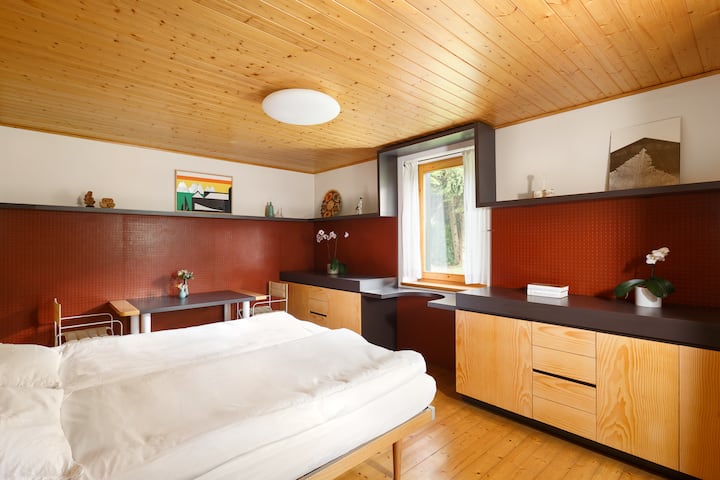 საძინებელი 4