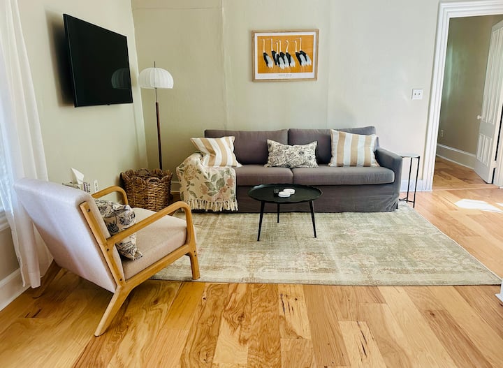 Peaceful 1br Retreat - Simple, Stylish, Shelburne - Shelburne, VT
