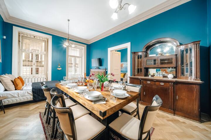 WagnerStays Grand Nest 6BD|Billiard|Sauna gallery image 2