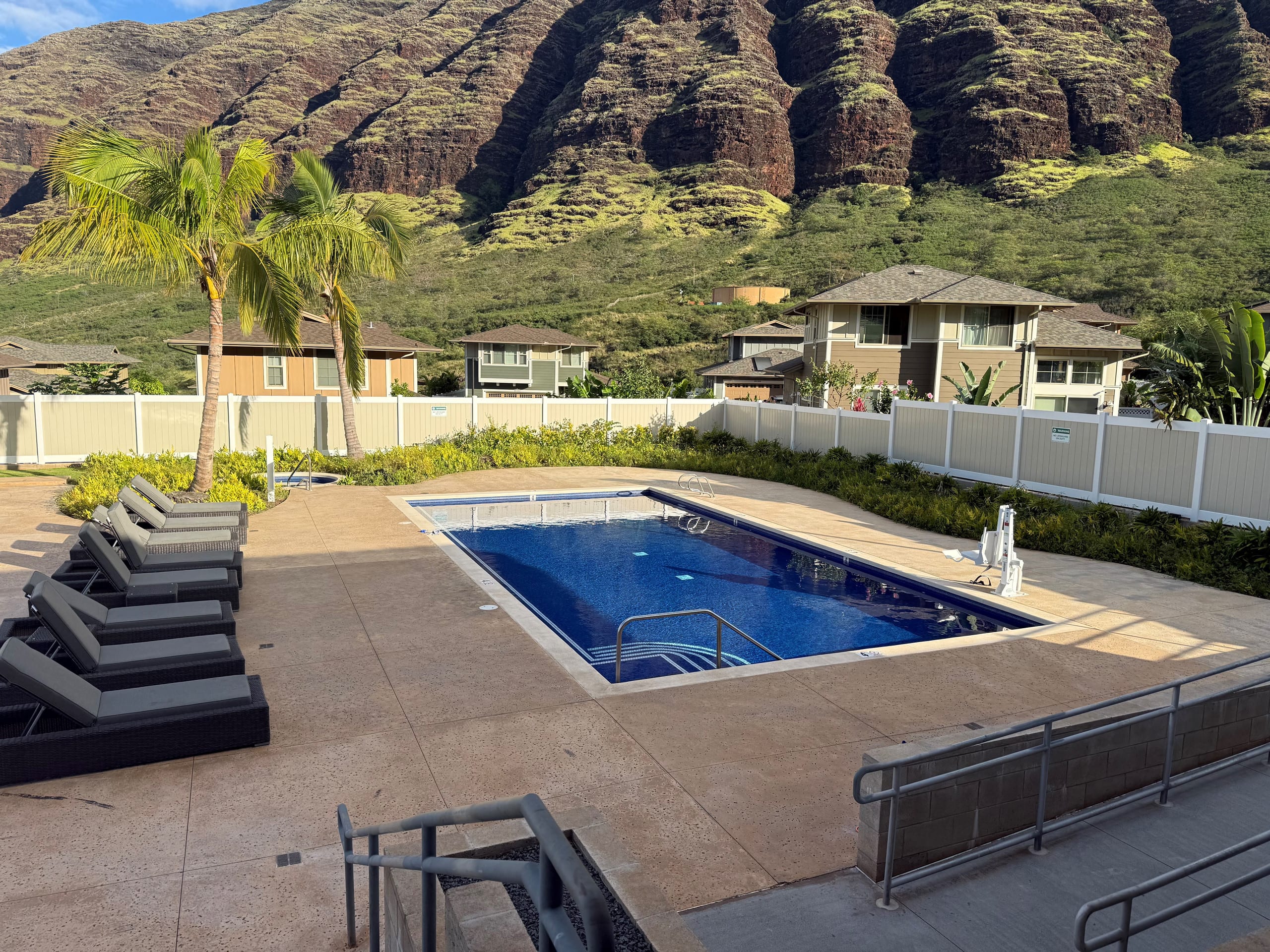 Home in Waianae · ★4.93 · 3 bedrooms · 3 beds · 2 private baths - Image 24