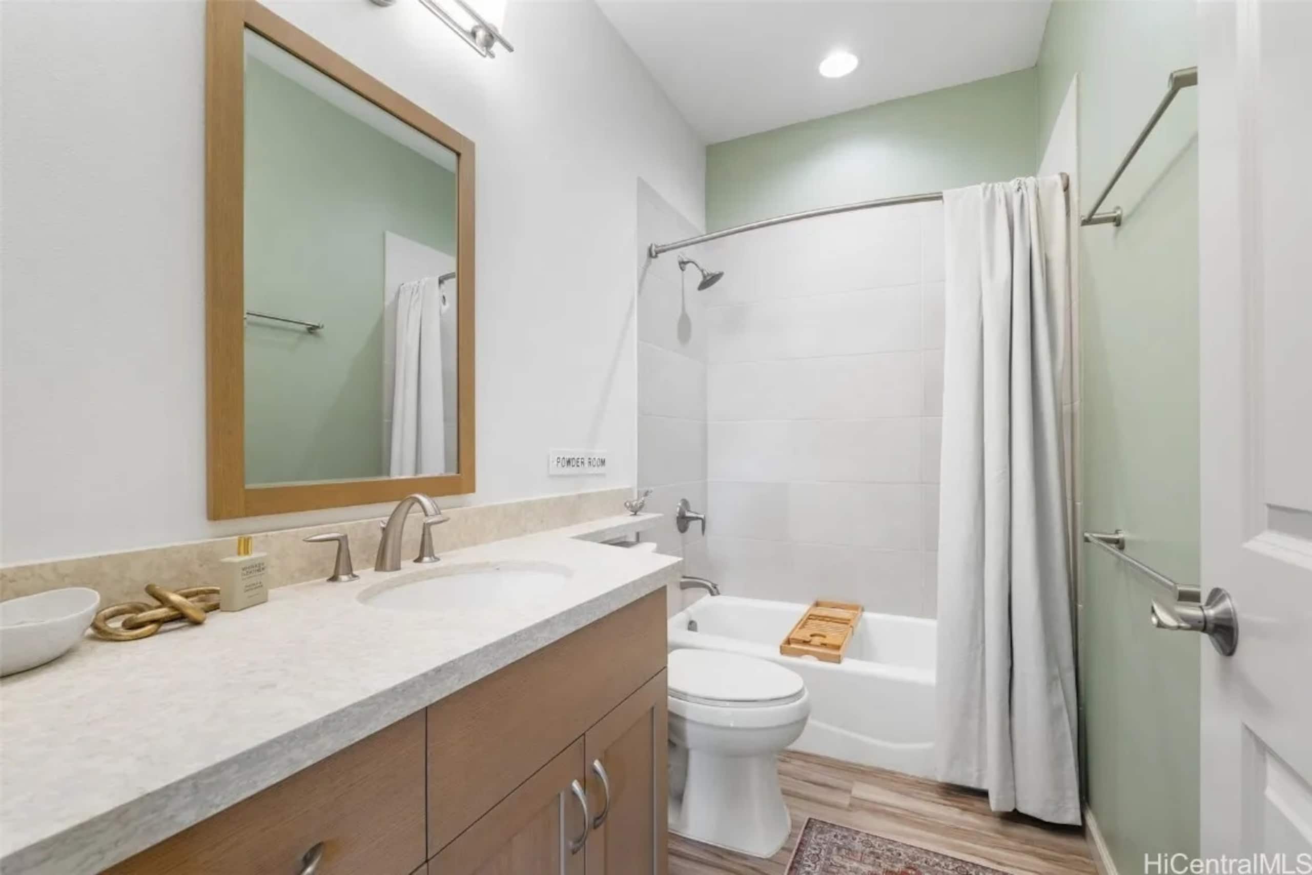 Home in Waianae · ★4.93 · 3 bedrooms · 3 beds · 2 private baths - Image 10
