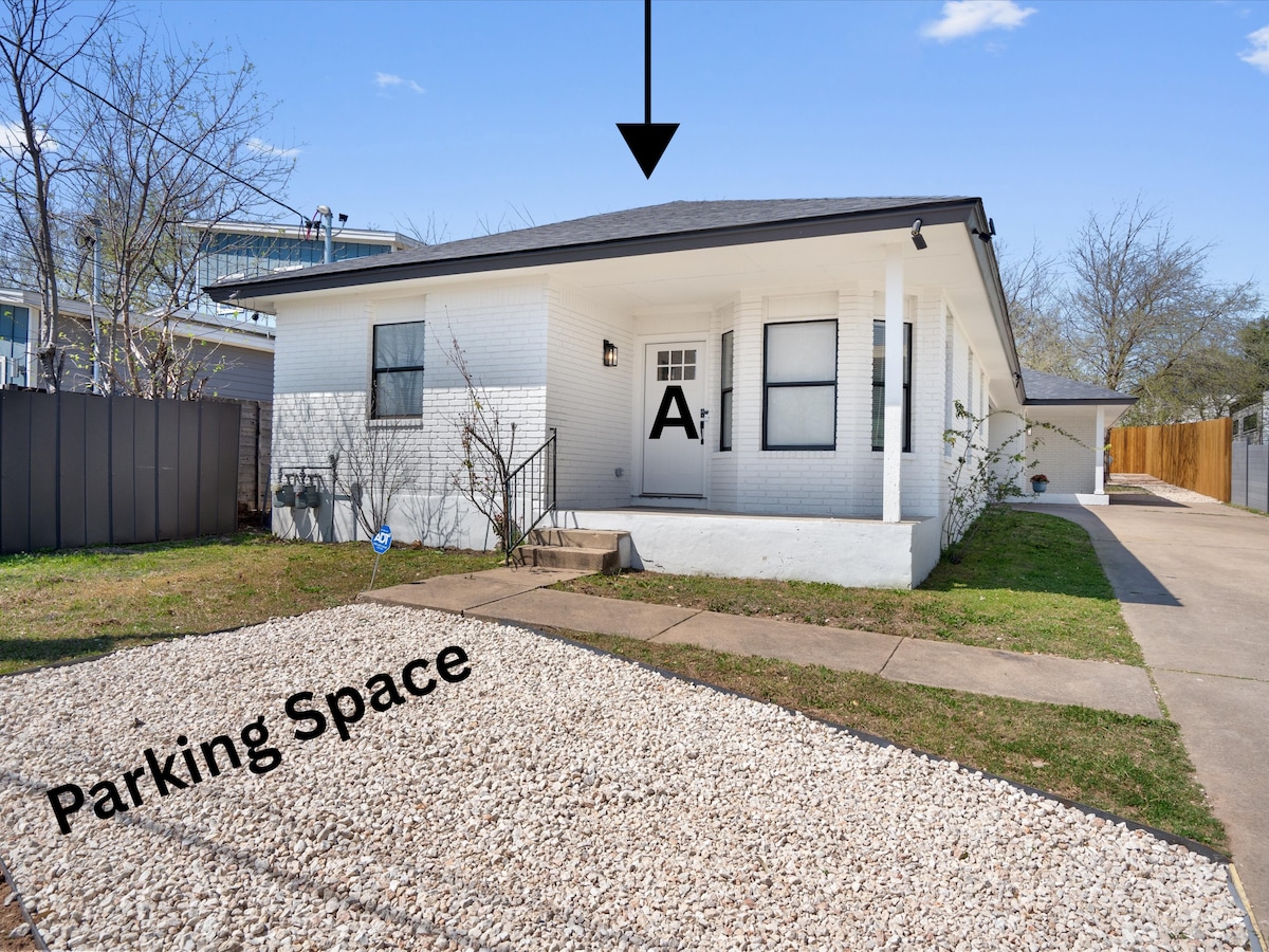 Near Downtown & UT | EV Charger | Modern Stay