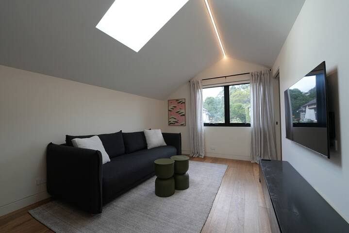 New Modern Family Terrace gallery image 4