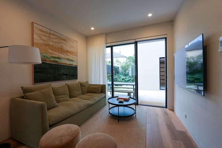 New Modern Family Terrace