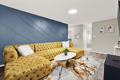 Charming Retreat Near Royal Oak – Sleeps 5