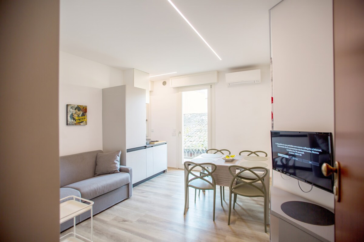 Airbnb con migliori performance: two-room apartment in a central location in GARDA a Garda