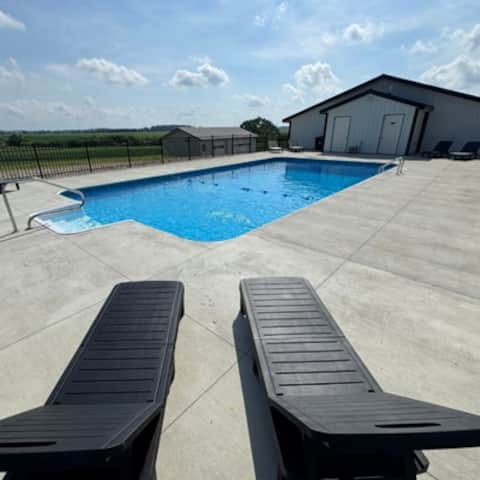 Pool | Hot Tub | Game Room | Theater | Sauna | BBQ