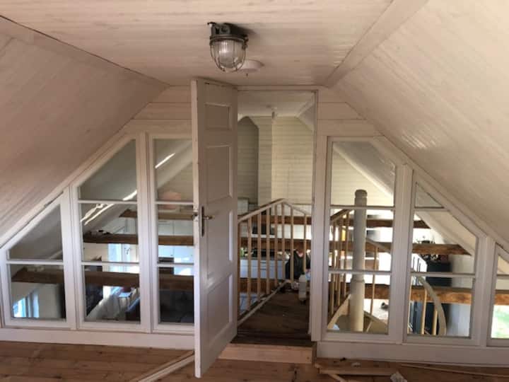 Loft con dos camas.