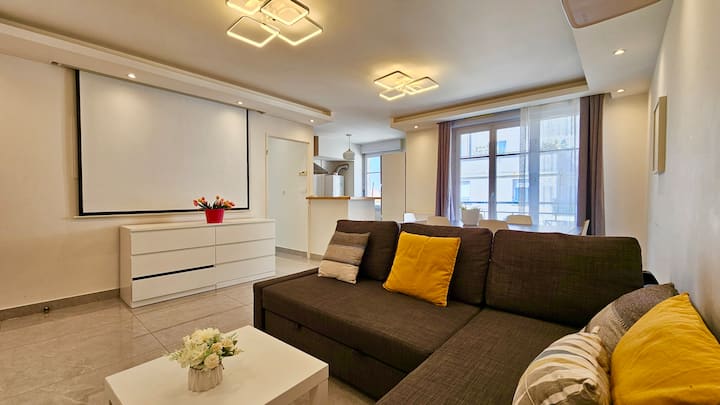 Bienvenido al magnífico oasis de 2 dormitorios, un destino de vacaciones de ensueño en la hermosa Bussy-Saint-Georges.