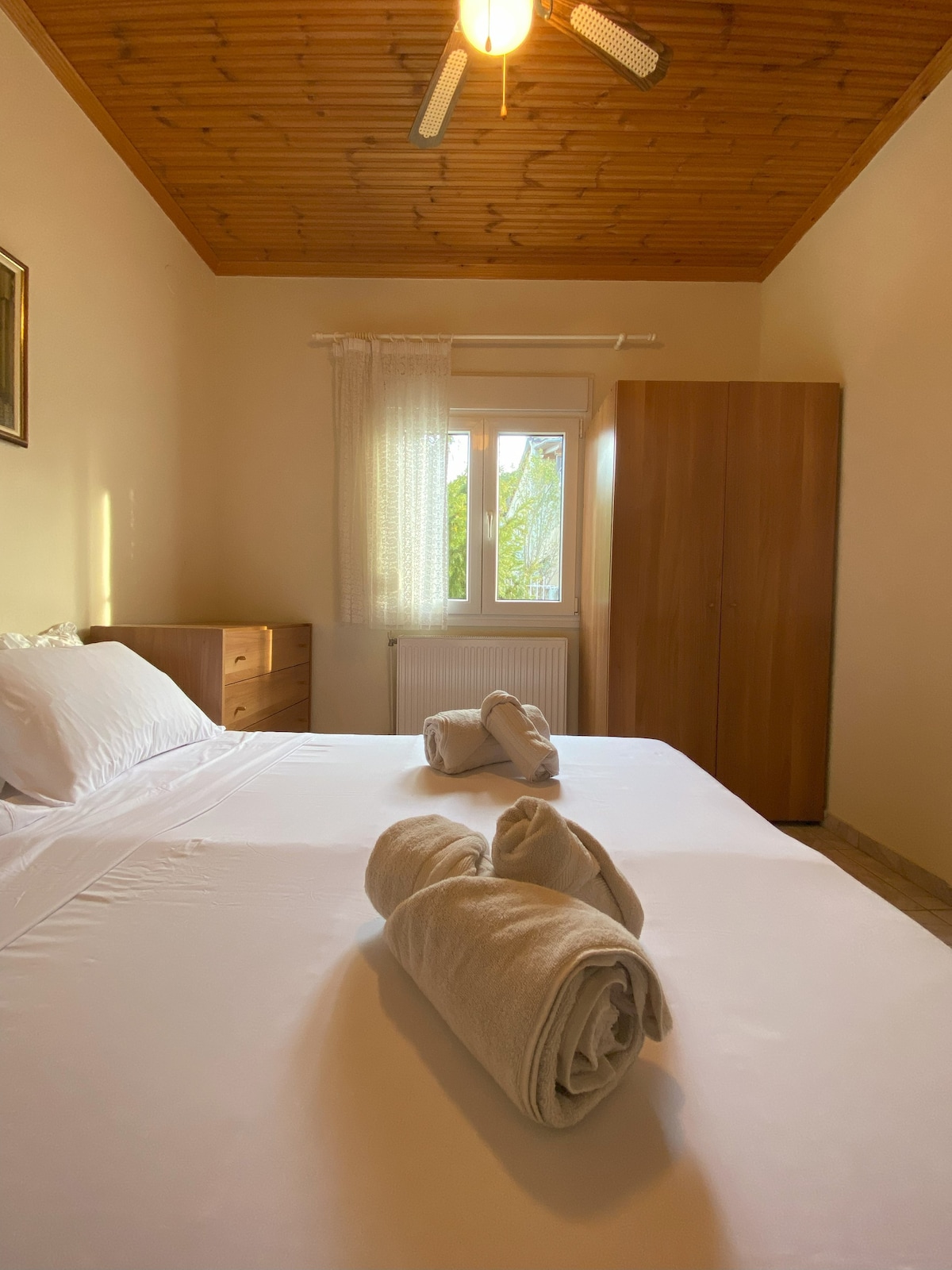 غرفة النوم 1