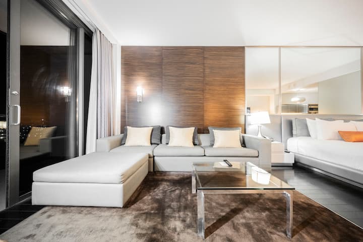 Tf38 Studio Strip View | Open Balcony Palms Place - Las Vegas, NV