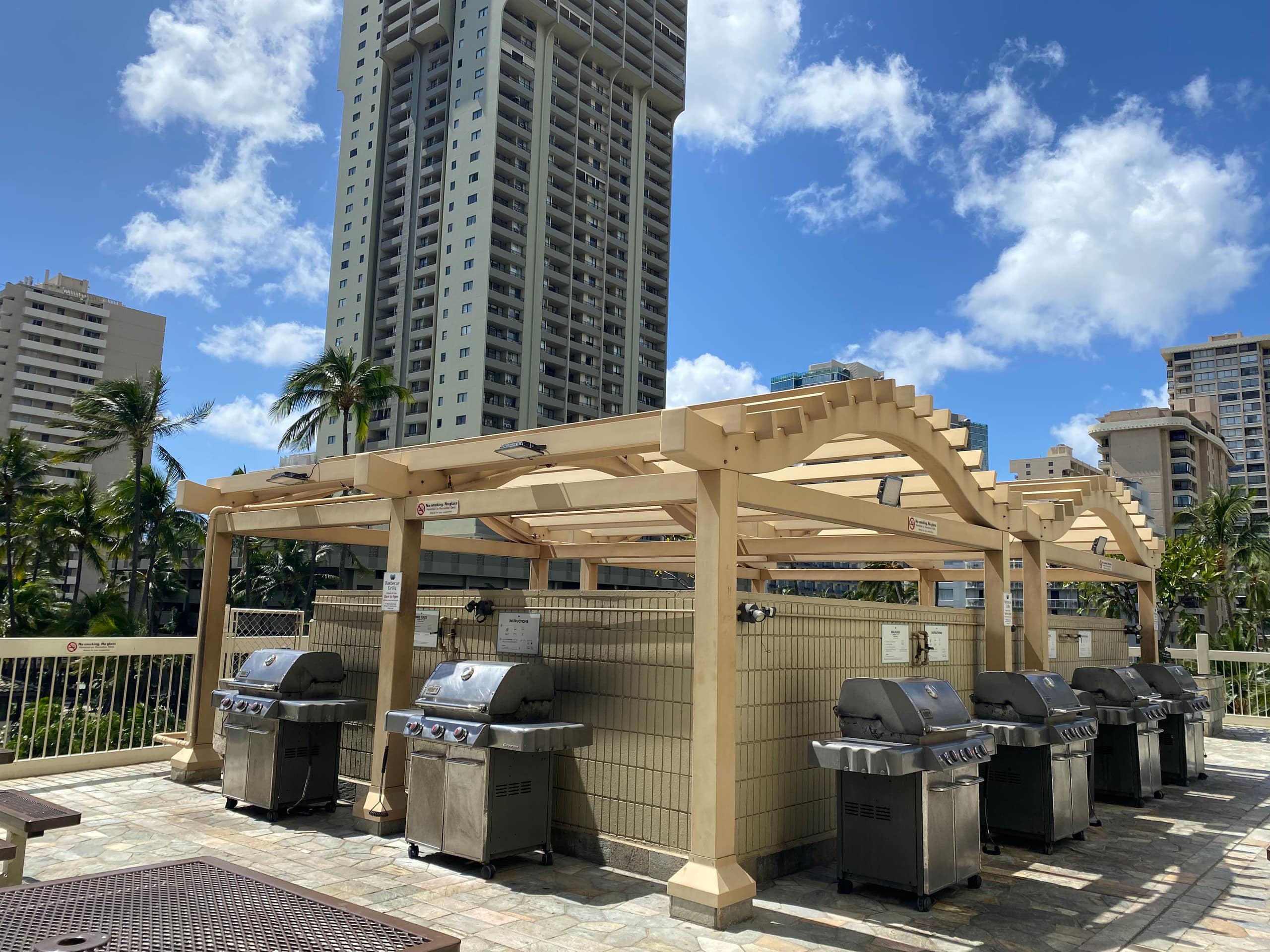 Condo in Honolulu · ★5.0 · Studio · 1 bed · 1 private bath - Image 29