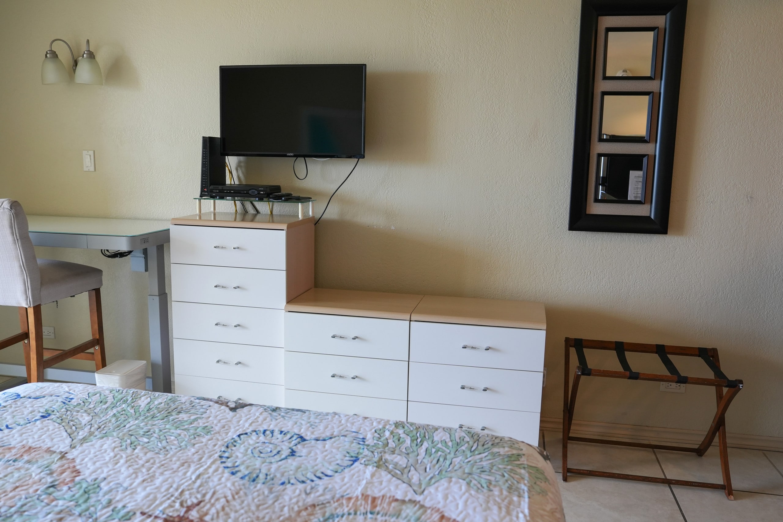 Condo in Honolulu · ★5.0 · Studio · 1 bed · 1 private bath - Image 42